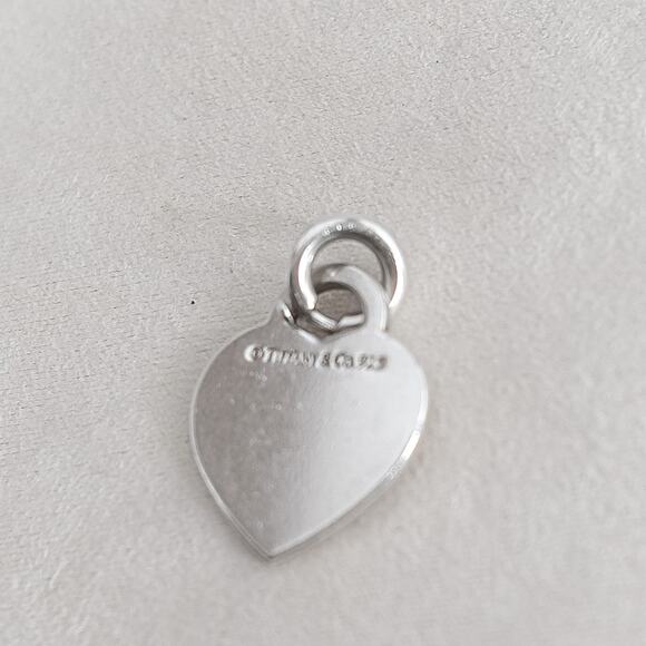 Tiffany & Co Notes Cursive Heart Tag Charm Sterling Silver Authentic 1" 6g - Picture 5 of 6